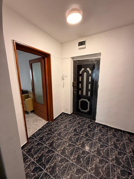 Basarabia x Bd Chisinau, 10 min. Arena Nationala si 15 min. Costin Georgian